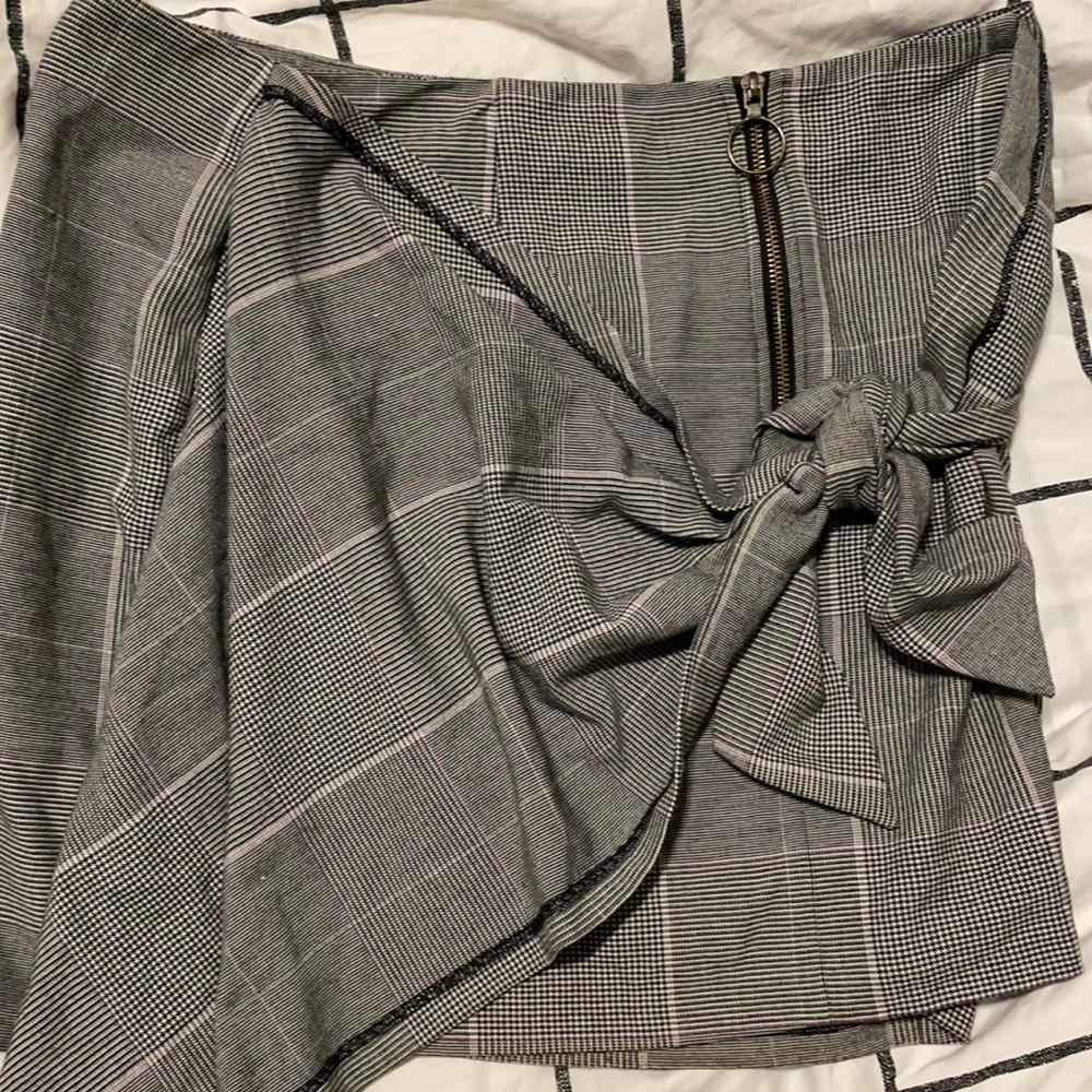 COPY - Asymmetric wrap skirt, plaid